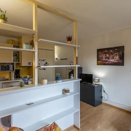 Le Solaire * Les Angles (Pyrenees-Orientales)